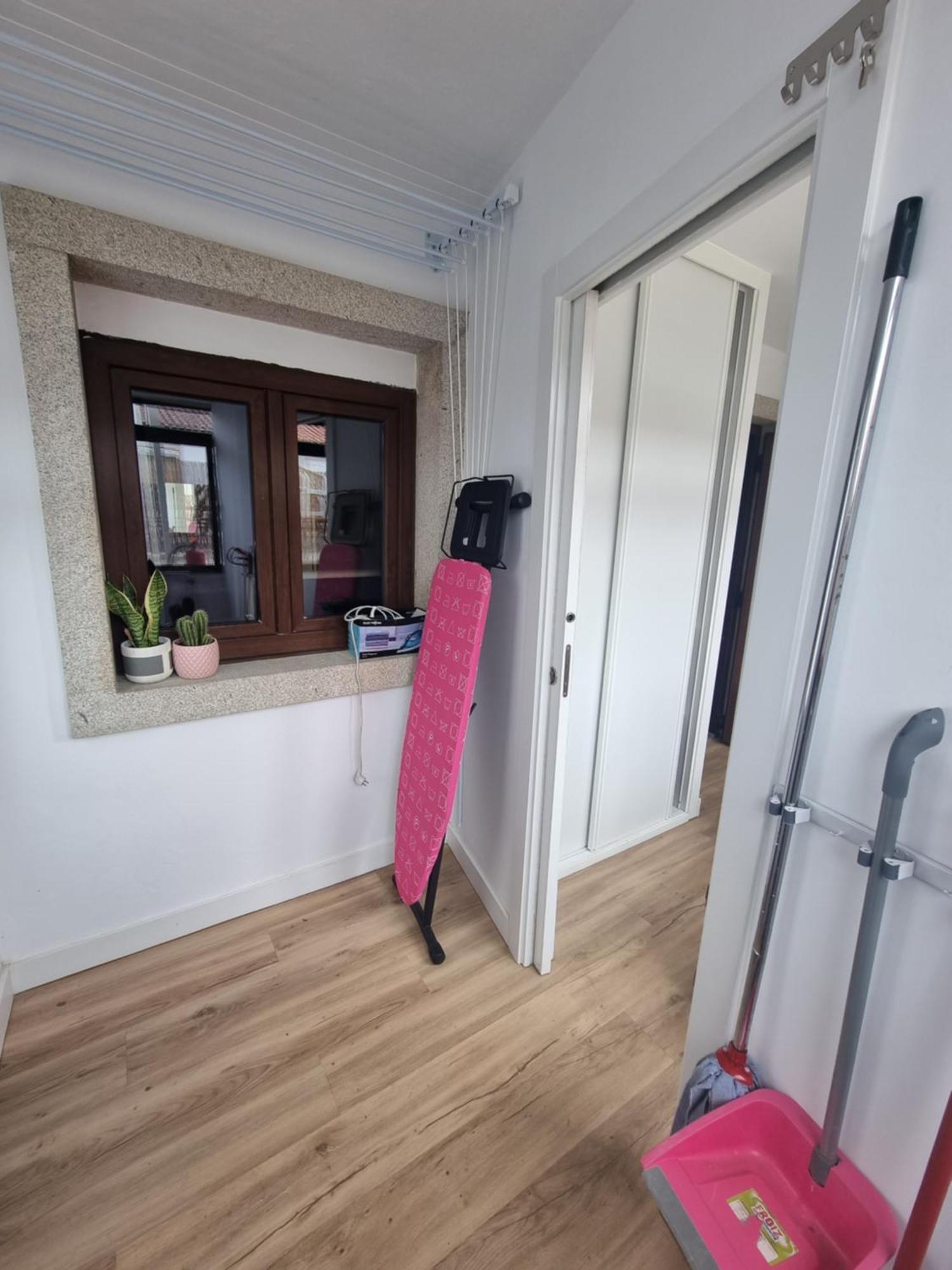 House Only For ! 3 Bedroom 2wc,bbq,balcon 2,centro Vila! * Vila Nova de Cerveira