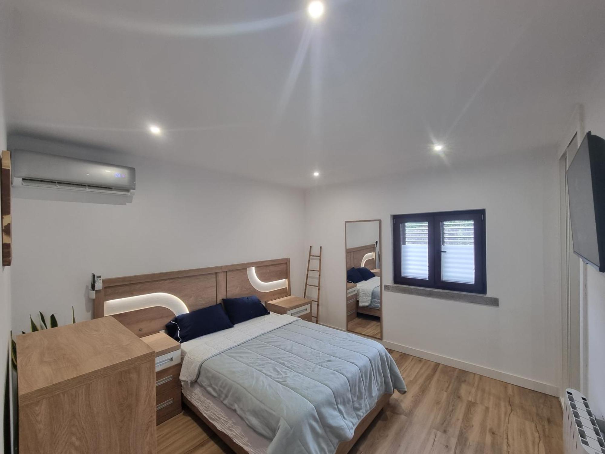 House Only For ! 3 Bedroom 2wc,bbq,balcon 2,centro Vila! *